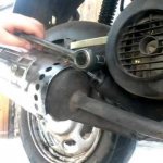 How to remove the rear wheel on a scooter, how to disassemble the front wheel of a scooter